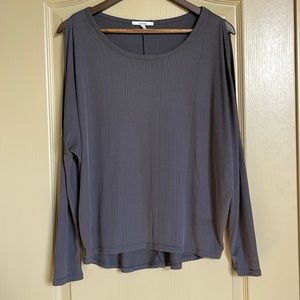Long sleeve top